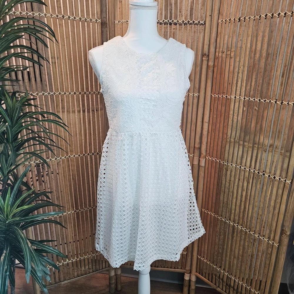 #1470- Hayden L.A Womens Medium Embroidered White Eyelet Dress Cottagecore New
